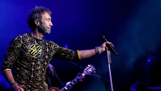 Paul Rodgers: Adam Lambert Singer 'Sempurna' For Queen