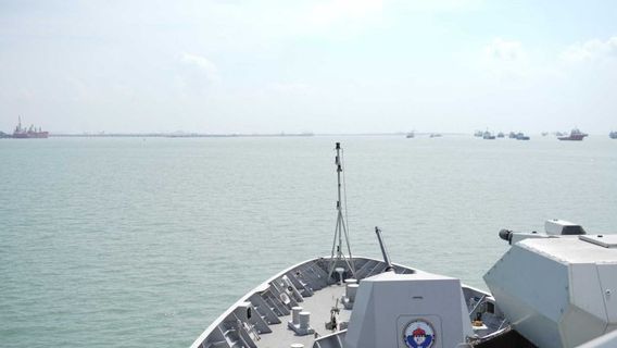 KRI Martaditana Tests Shooting Cannon 76 In The North Of The Java Sea