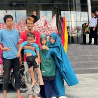 Perjalanan Penuh Makna: Menjemput Rindu dari Padang ke Bogor dengan Becak Ikonik