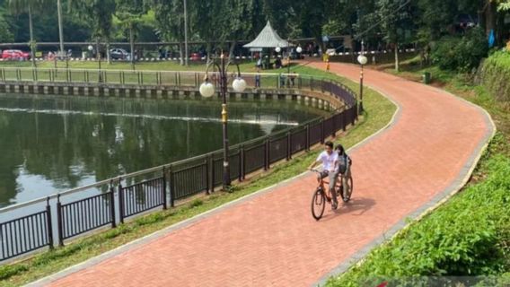 Taman Margasatwa Ragunan Tambah Jam Operasional Hingga Malam Hari untuk Joging