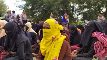 مرة أخرى! 184 لاجئا من الروهينغا تقطعت بهم السبل في منطقة شاطئ لامنغا في آتشيه بيسار