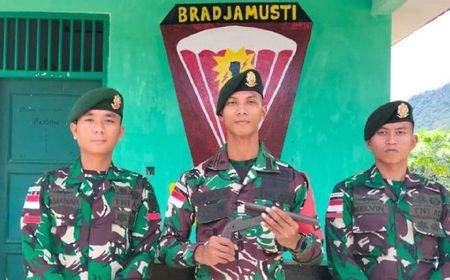 Sadar Langgar UU, Warga Wilayah Perbatasan di Kapuas Hulu Sukarela Serahkan Senpi ke TNI