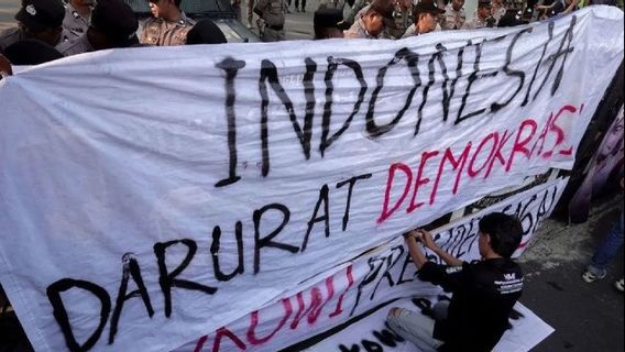 Resiliensi Masyarakat di Tengah Erosi Demokrasi Jadi Harapan Indonesia Tak Akan Kembali ke Orde Baru