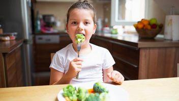 Le mode d'alimentation vegan chez l'enfant, la taille et le poids peuvent être affectés
