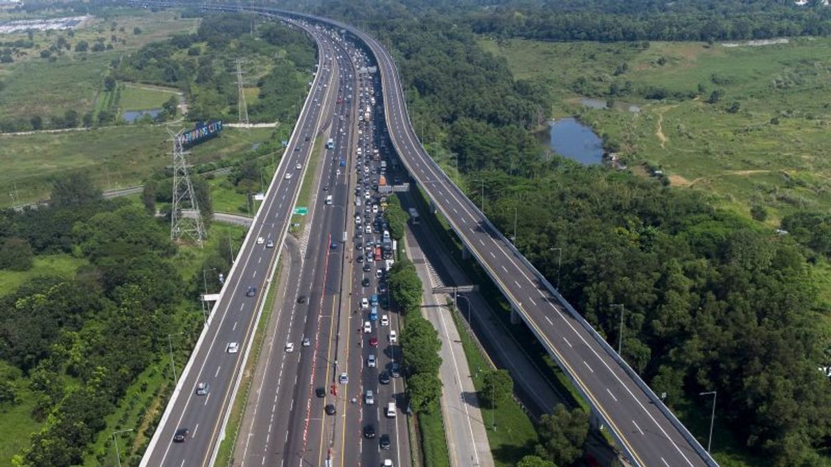 <i>One Way</i> Arah Jakarta Dimulai, Pemakai Kendaraan ke Bandung dan Semarang Bisa Manfaatkan Rute Alternatif Ini
