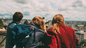 研究は、休暇中に環境を気にしない人がいることを明らかにします