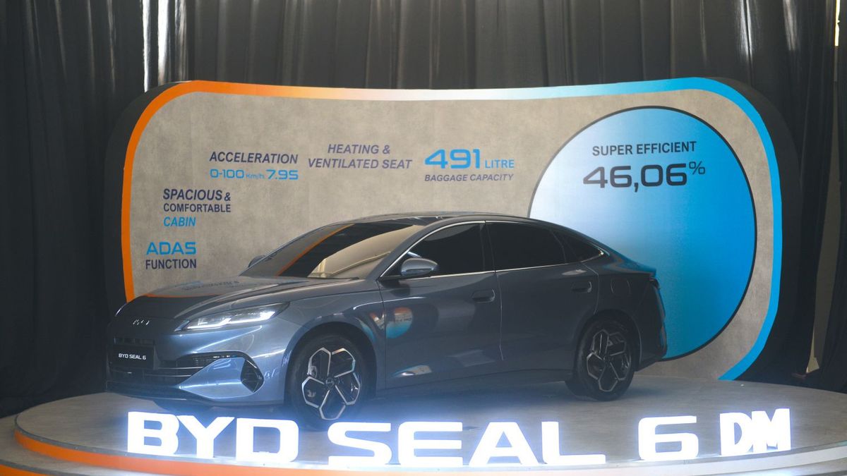 BYD Beri Sinyal Kehadiran BYD Seal DM di Indonesia