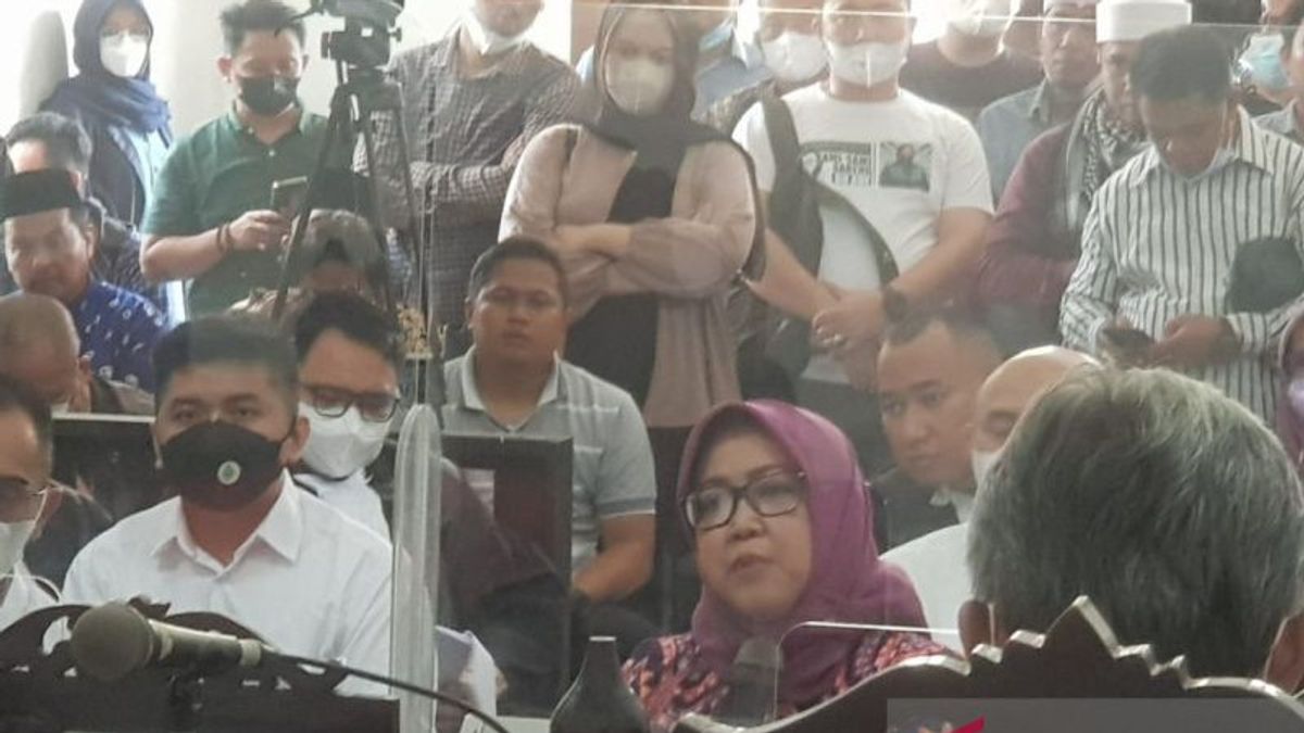 10 Kades Berikan Dukungan Moril ke Ade Yasin Saat Sidang Suap Auditor BPK di Pengadilan Tipikor Bandung