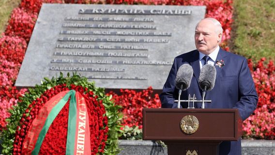 Belarusian President Lukashenko Urges Russia And Ukraine To End The War