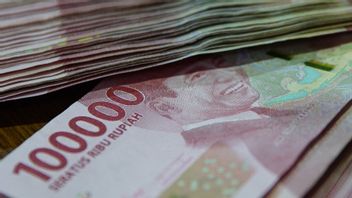 Rupiah Is Again Sluggish, Closed On Thursday Weakening 45 Points To Rp14,175 Per US Dollar