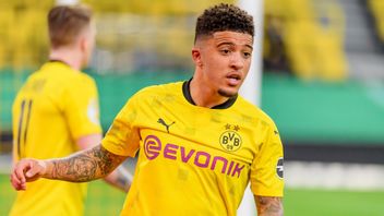 Pourquoi L’annonce Du Transfert De Jadon Sancho à Man United Est Retardée