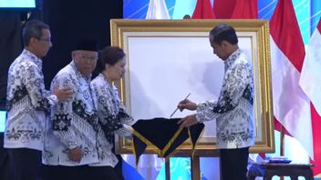 Le président Jokowi rappelle à nouveau les opportunités de l’Indonésie comme pays en développement au Congrès PGRI