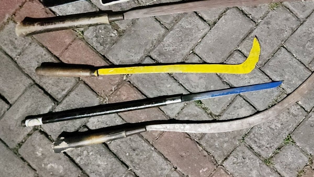 Sembilan Remaja Bercelurit Ditangkap Saat Konvoi Motor di Kemayoran