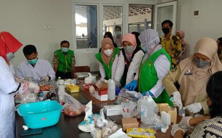 JKPD Temukan Sejumlah Sayuran Mengandung Pestisida dan Kerupuk Pakai Pewarna Tekstil di Pasar Legi Solo