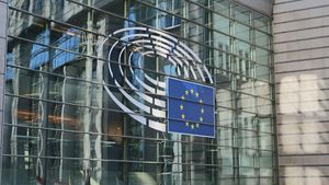 Uni Eropa Minta Iran Lanjutkan Negosiasi Program Nuklir