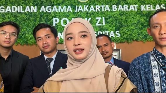 Virgoun Unable To Pay For 12 Billion Nafkah, Inara Rusli: Right Gradually