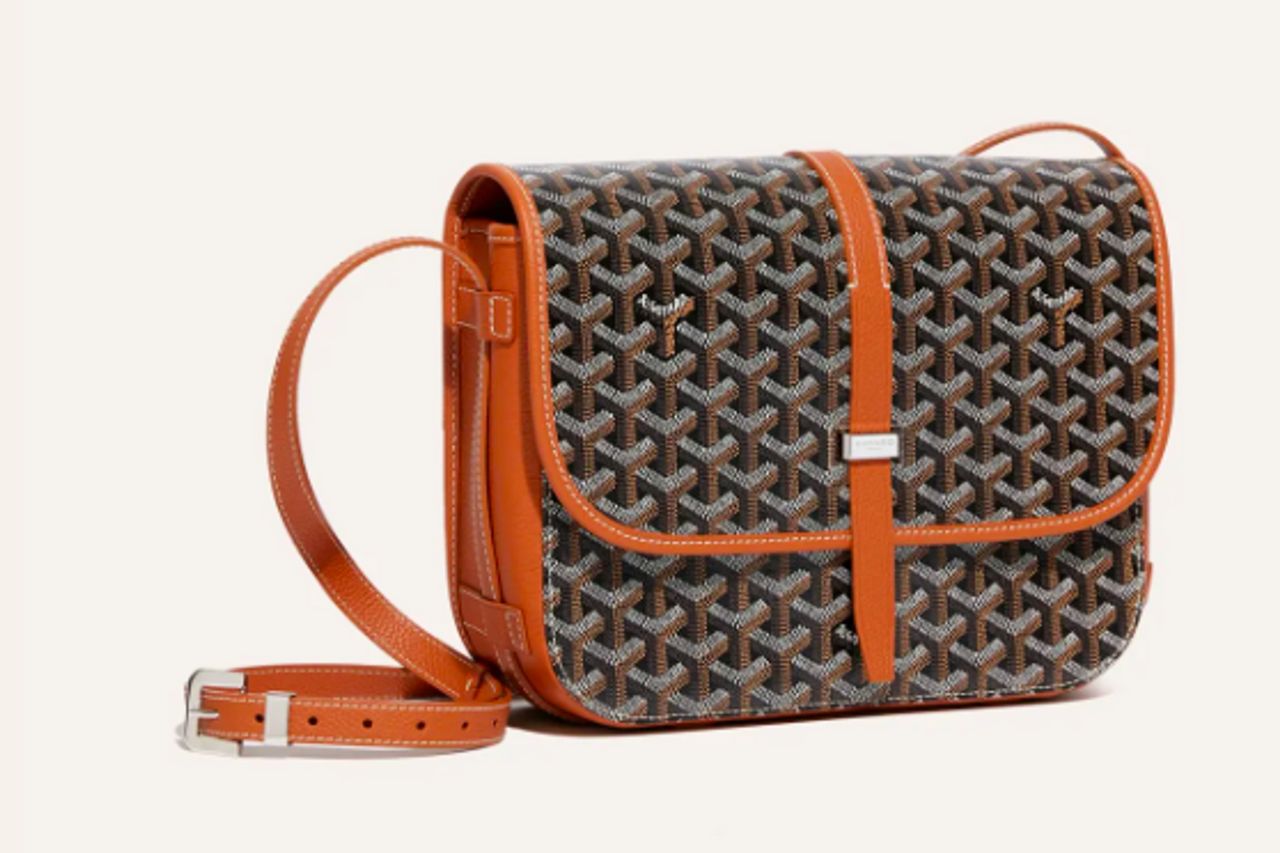 Heritage Vintage: Goyard Belvedere MM Messenger Bag .  Luxury