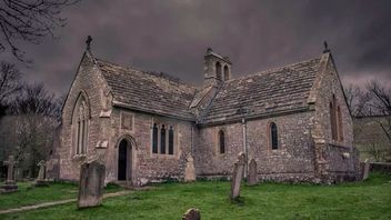 تاريخ قرية تاينهام المظلمة الذي يشار إليه غالبا باسم قرية الأشباح