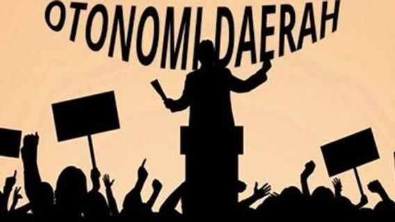 Pengangkatan Pejabat Pratama oleh Pemerintah Pusat Bertentangan dengan Otonomi Daerah