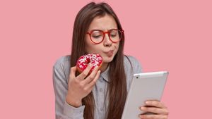 Hanya 5 Hari, Makanan Cepat Saji Bisa Mengubah Cara Kerja Otak