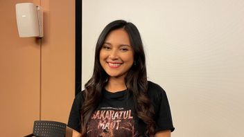 Indah Permatasari Challenged To Be Angry Using Javanese In The Film Sakaratul Maut