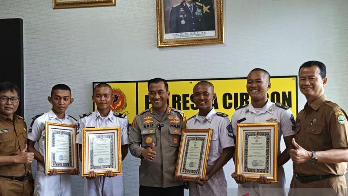 Maju Serang Terjang Penjambret Saat Beraksi, 4 Pelajar SMKN Mundu Cirebon Diganjar Penghargaan