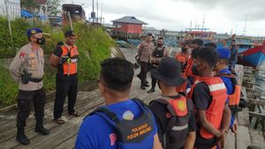 Tim SAR Cari ABK KM Makin Sukses yang Jatuh ke Laut di Maluku