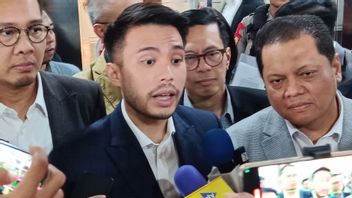 上周四,佐科威·曼基尔(Jokowi Mangkir)审查了与假文凭有关的案件