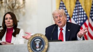 Trump Bersikeras Ingin Caplok Greenland, tapi tak Akan Gunakan Kekerasan