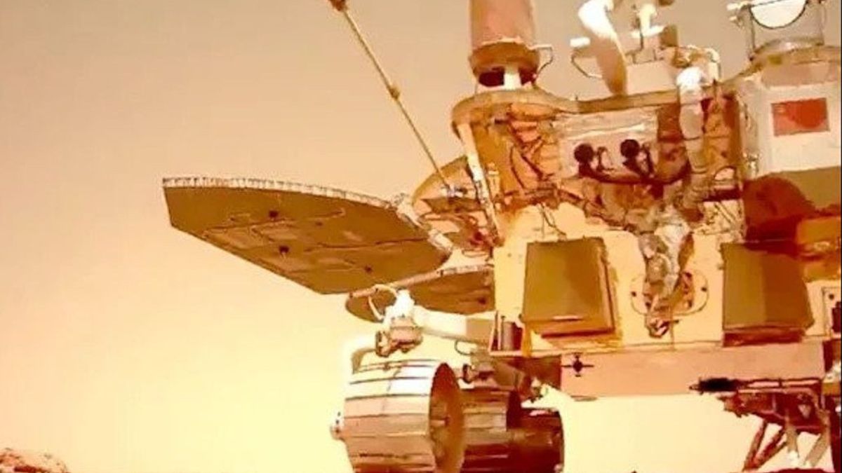 Info Luar Negri: Suara dari Mars Terekam Robot Penjelajah China Zhurong
