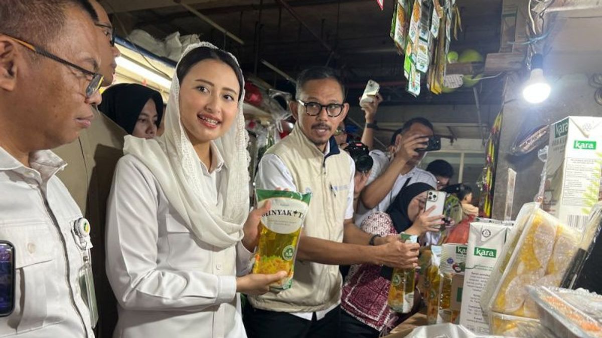 Wamendag审查Mayestik市场上的战略粮食库存和价格