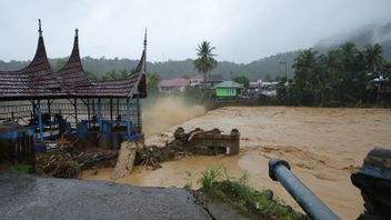 印度尼西亚：大雨中仍有洪水泛滥，这是最新情况