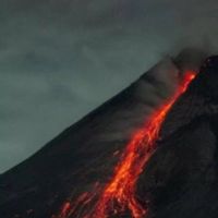 Gunung Merapi Keluarkan 16 Kali Guguran Lava Sejauh 1,5 Kilometer