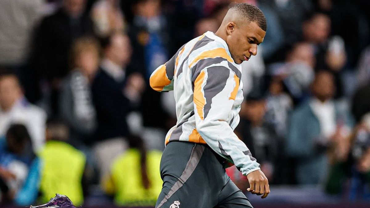 Suporter Real Madrid Mencemooh Mbappe Saat Keluar karena Cedera