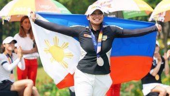 لاعبة الغولف الفلبينية، الأميرة ماري سوبرال، تفوز ببطولة سيمون آسيا والمحيط الهادئ للغولف للسيدات في جاكرتا