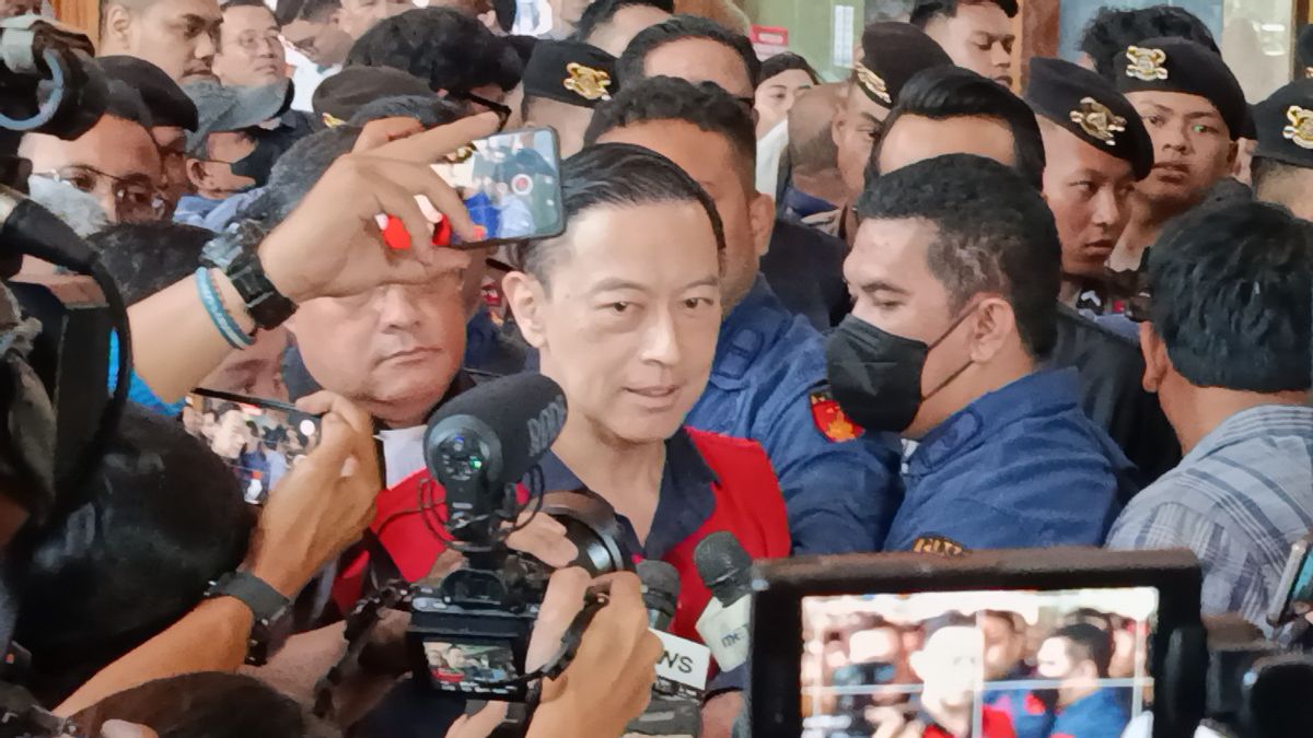 汤姆·伦邦(Tom Lembong)在被指控贿赂578亿印尼盾后,立即被排除在外