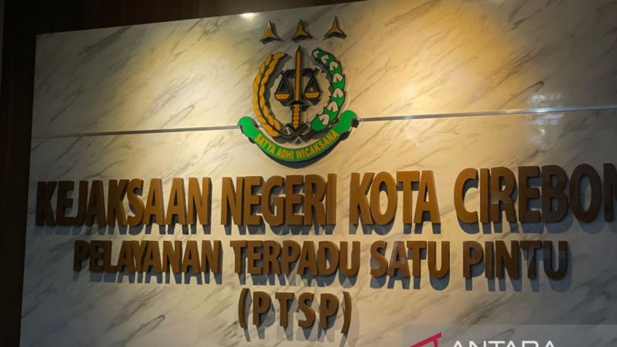 印度尼西亚西里本卡贾里将 PIP 腐败案卷宗移交至 SMAN 7