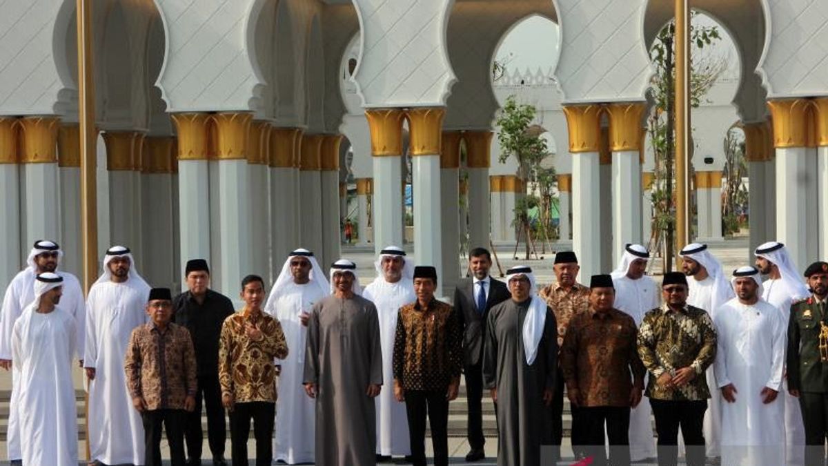 His Managing House, Yenny Wahid, Saw The Sheikh Zayed Solo Grand Mosque, Hoping To Become A Tolerance Mathesizing Place