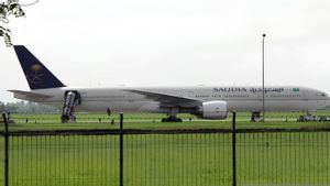 442 Saudia Airlines Passenger Hajj Pilgrims Landed At Soetta Airport, Now Returning To Debakarsi Asal