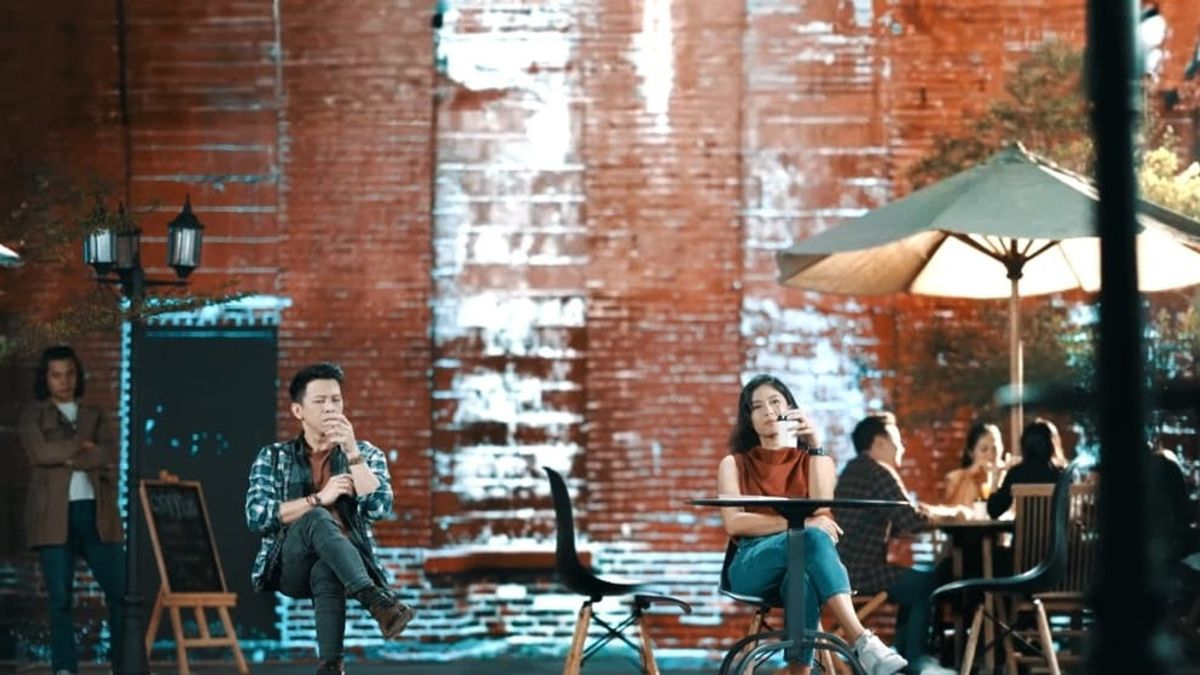 Noah Sertakan Dian Sastro dalam Music Video Baru, Khayalan Tingkat Tinggi