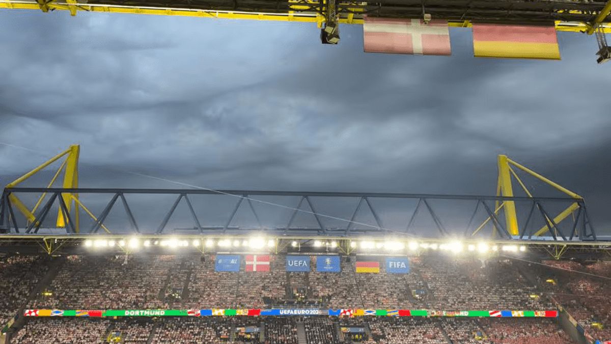 Germany Vs Denmark, Postponed In The 35th Minute Due To Bad Weather