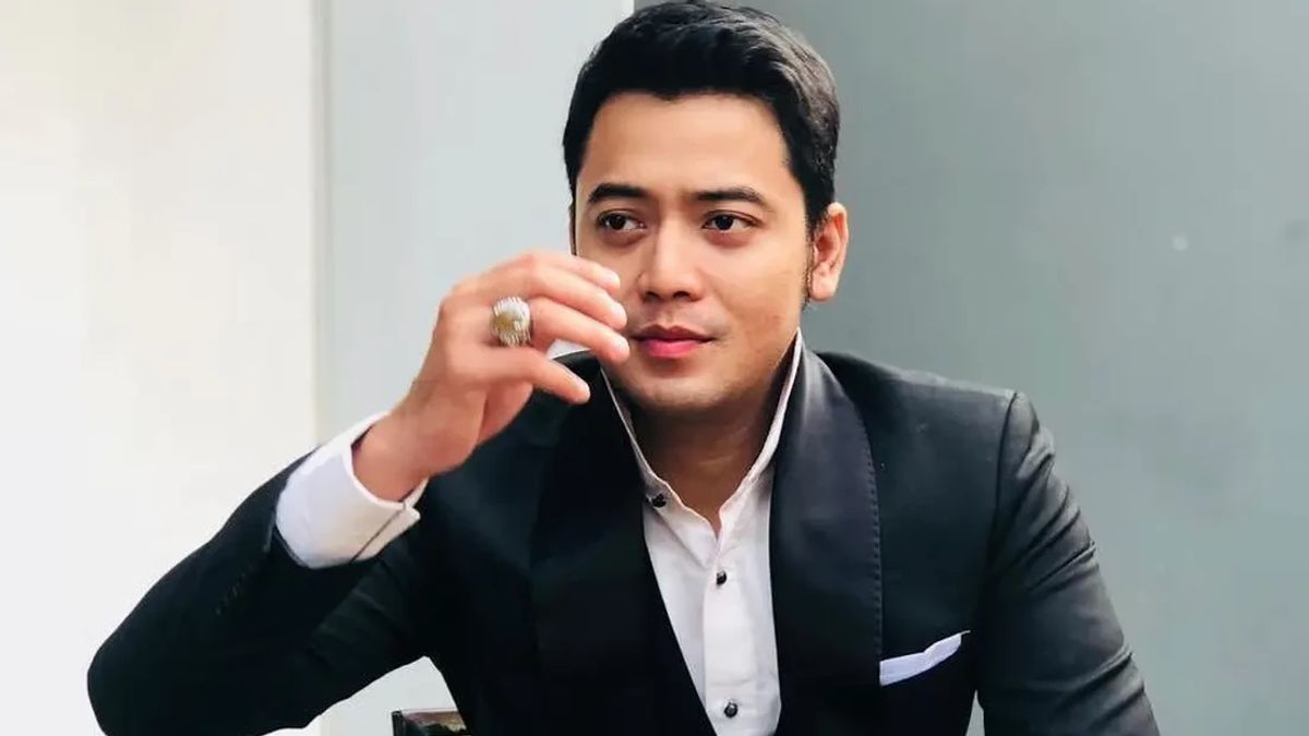 KPAI Condemns A Soap Opera Actor Kriss Hatta For Dating Minors