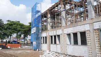 PU Minister Acknowledges That There Are Still Some People's School Projects Left Behind