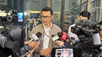 KPK, 세관 공무원 OTT에서 수십억 루피아와 3kg의 금을 압수하다