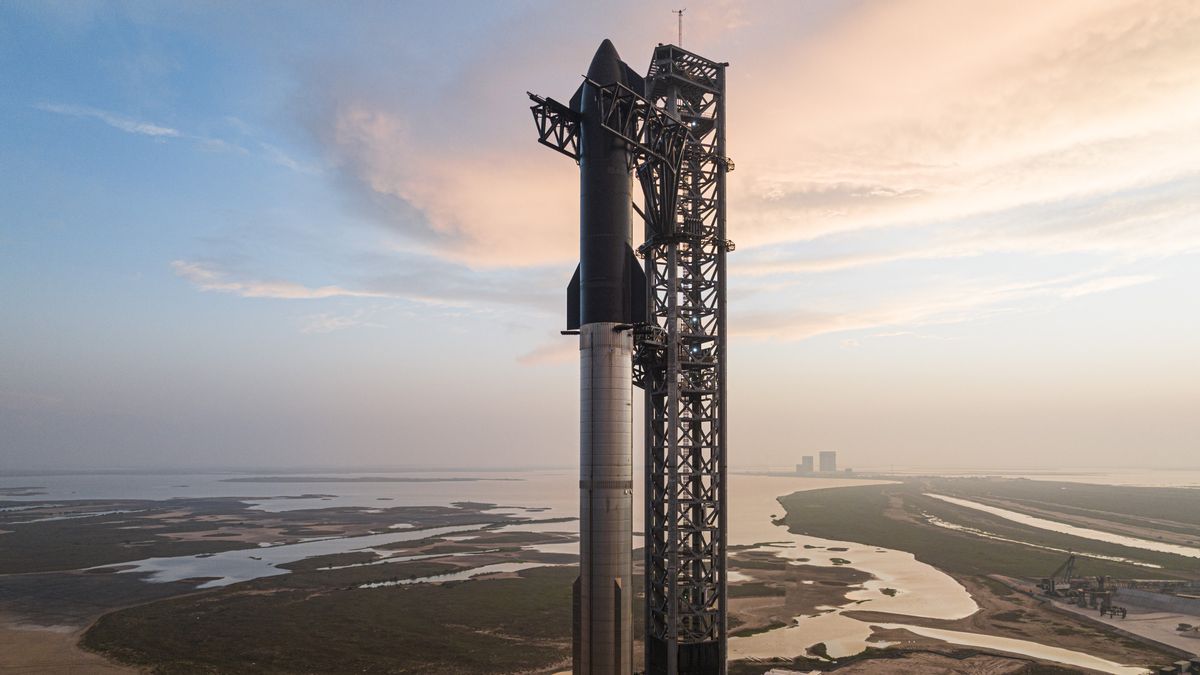 SpaceX Tunda Peluncuran Debut Starship-Super Heavy Rocket Karena Masalah Teknis