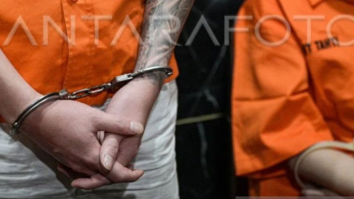 1公斤黄金在皮纳兰被盗，警察开枪