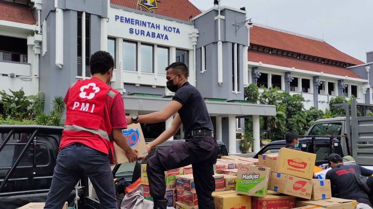Gerak Cepat Bantu Korban Erupsi Gunung Semeru, Wali Kota Surabaya Kirim Bantuan ke Lumajang