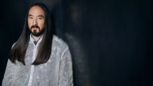 史蒂夫·奥基(Steve Aoki x Bassjackers)在我的脑海中呈现了单曲双打声音和闪亮灯