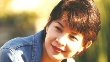 悲伤的消息,歌手Irianti Erningpraja去世