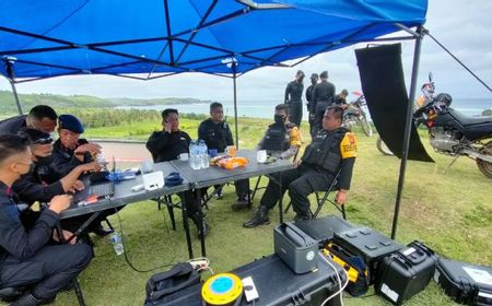 Polisi Turunkan Paksa 5 Drone Liar di Kawasan Sirkuit Mandalika